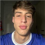 Profesor 18 años de Informática Básica, cursando el grado de Informática y me gustaría dar clases a niños, y así enseñarles